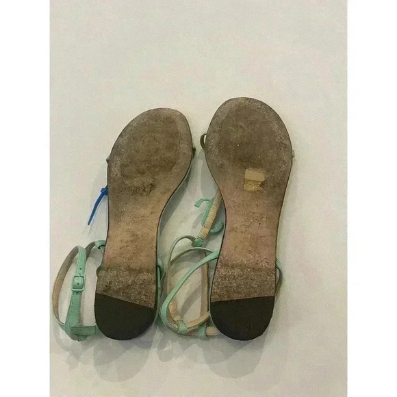 JIMMY CHOO Alodie Flat Nappa Patent Leather Sandals T Strap Logo Mint Green 9 39 - Picture 14 of 16